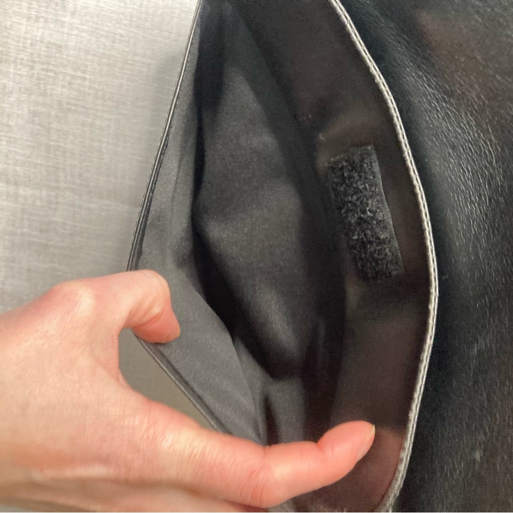 Vintage 1990s L.L.Bean AmeriBag Healthy Back Black Leather Sling Backpack Y2K - Picture 6 of 10